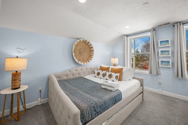 $830,000 | 624 Erie Street, South Haven, MI 49090