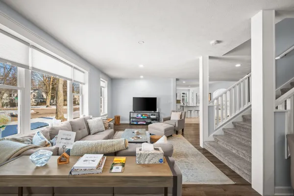 $830,000 | 624 Erie Street, South Haven, MI 49090