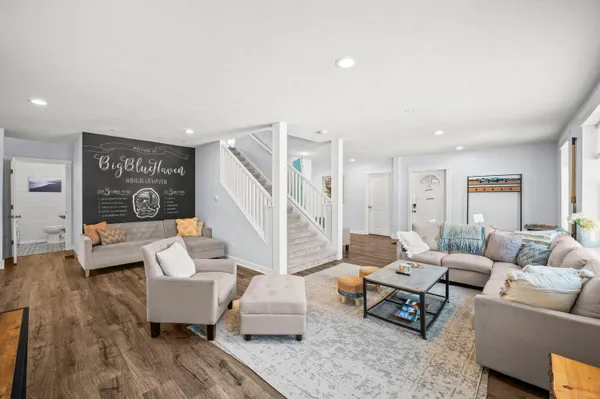 $830,000 | 624 Erie Street, South Haven, MI 49090