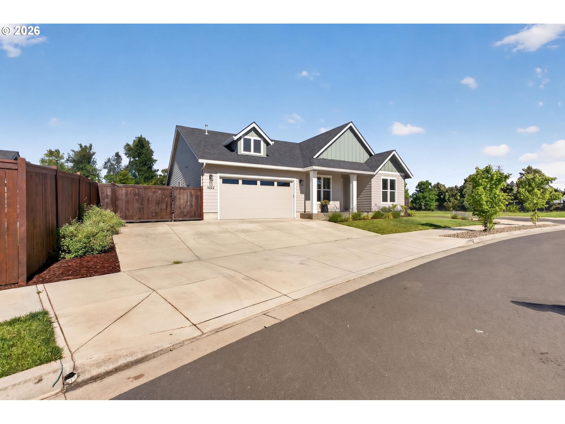 1020 South 33rd Street Springfield, OR 97478 - Photo 5 of 48