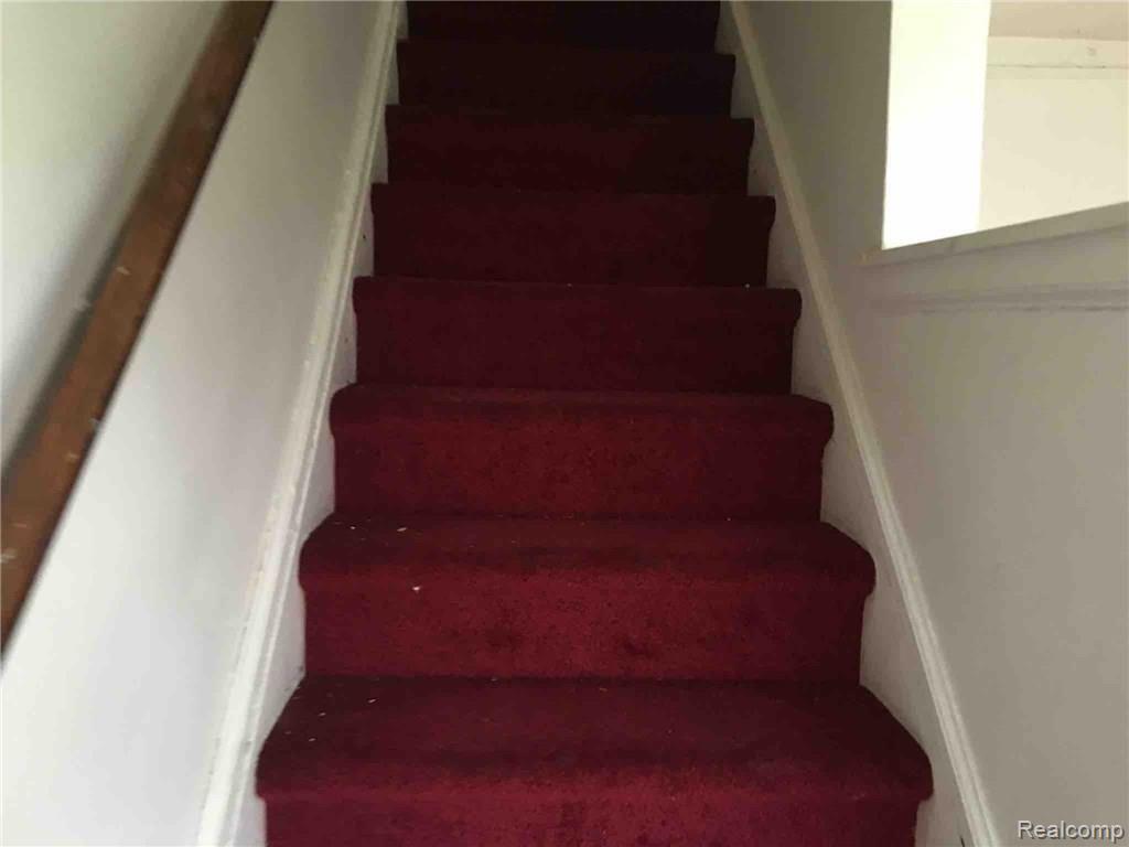 6307 Miller Road Dearborn, MI 48126 - Photo 8 of 13 IMG_7324.JPG