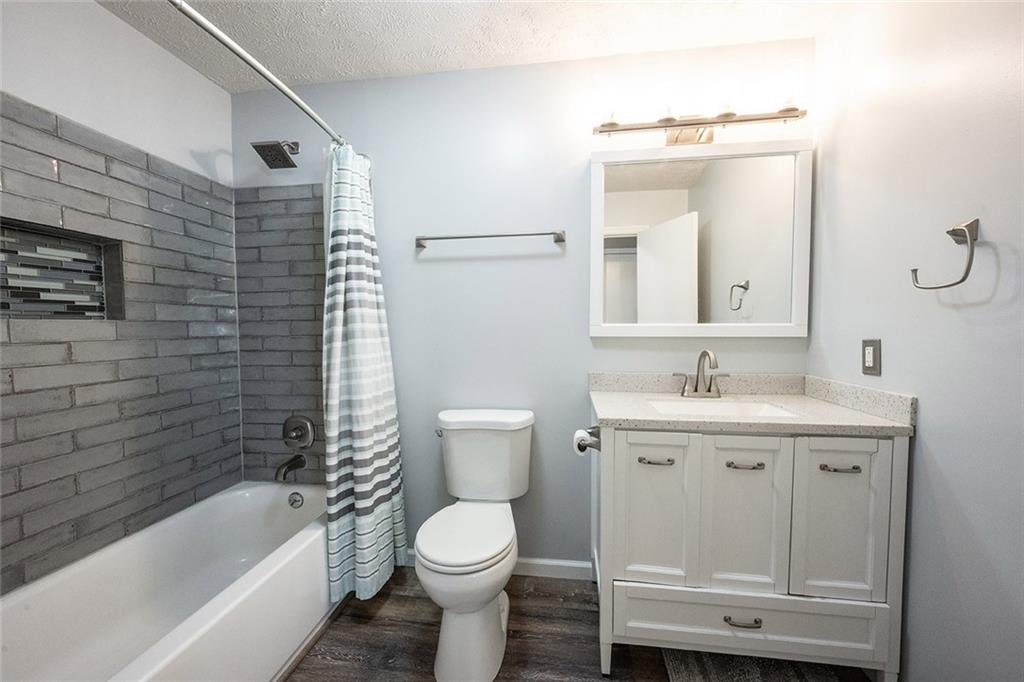 1290 East Davis Road Greenfield, IN 46140 - Photo 28 of 58 Gallery Image 28