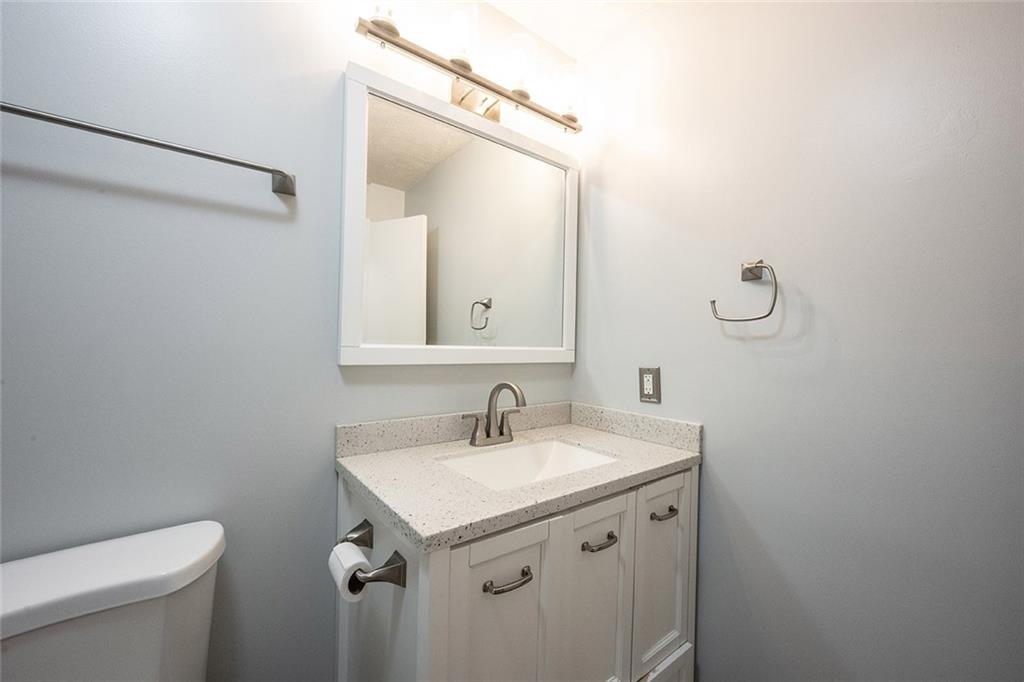 1290 East Davis Road Greenfield, IN 46140 - Photo 29 of 58 Gallery Image 29