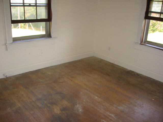 204 County Farm Road Friendsville, TN 37737 - Photo 4 of 7 IMG_0010