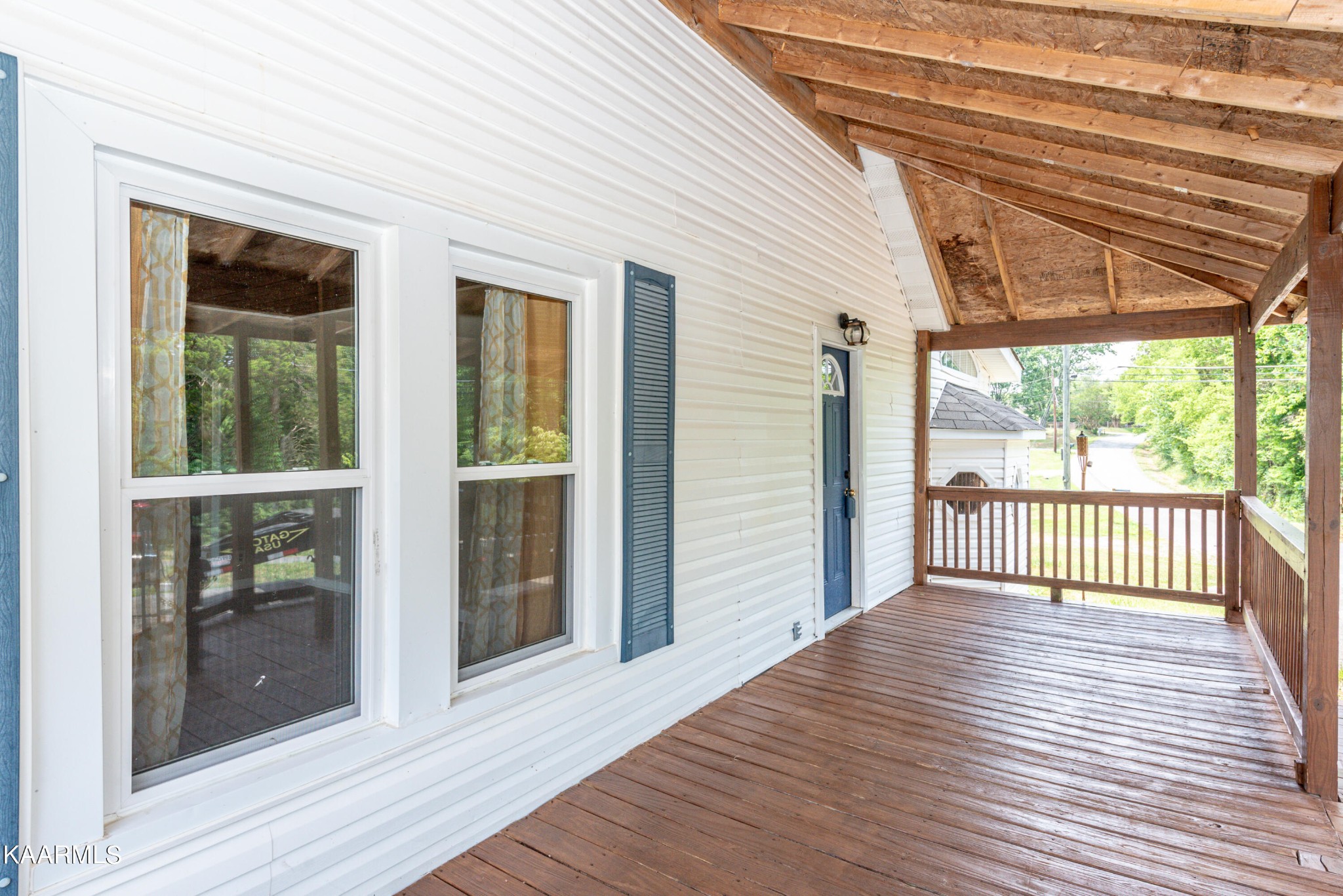 135 North Clover Hill Ridge Road Maryville, TN 37801 - Photo 2 of 58 Gallery Image 2