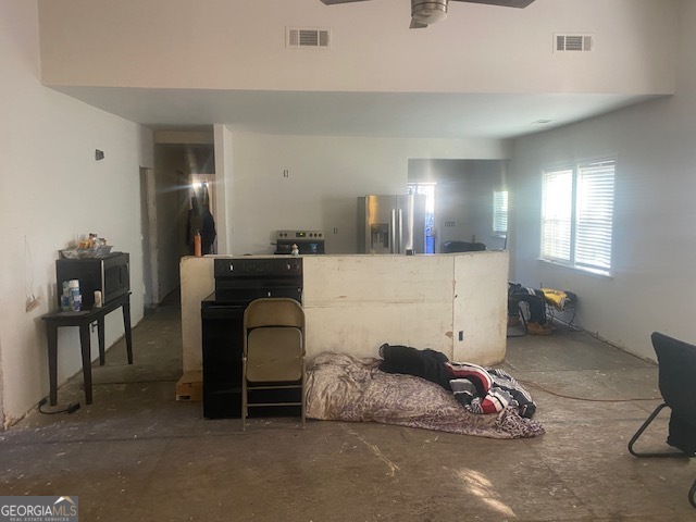 1573 Campbellton Road Southwest Atlanta, GA 30311 - Photo 9 of 22 a living room with furniture