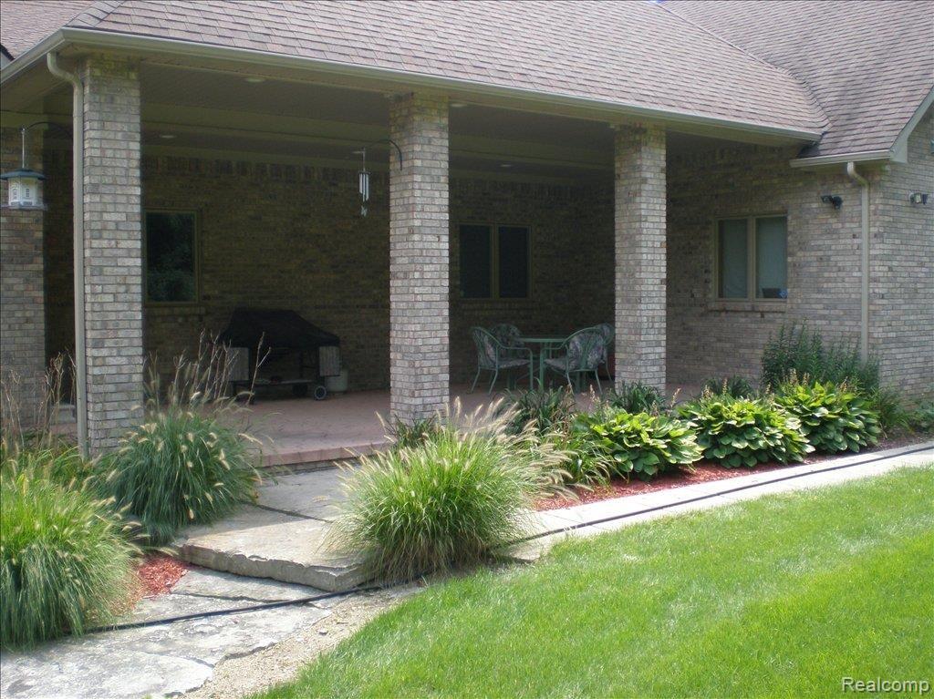69767 Crimson Court Romeo, MI 48065 - Photo 17 of 21 P8180880