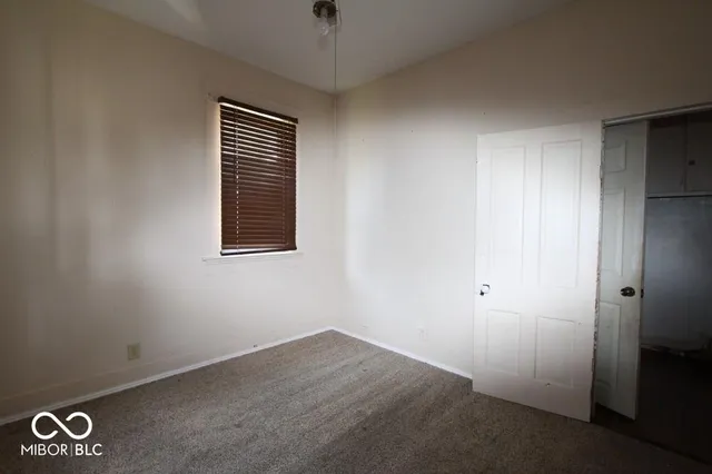 $1,395 | 879 South Tompkins Street, Shelbyville, IN 46176