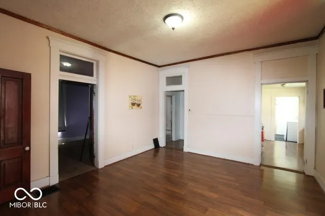 $1,395 | 879 South Tompkins Street, Shelbyville, IN 46176