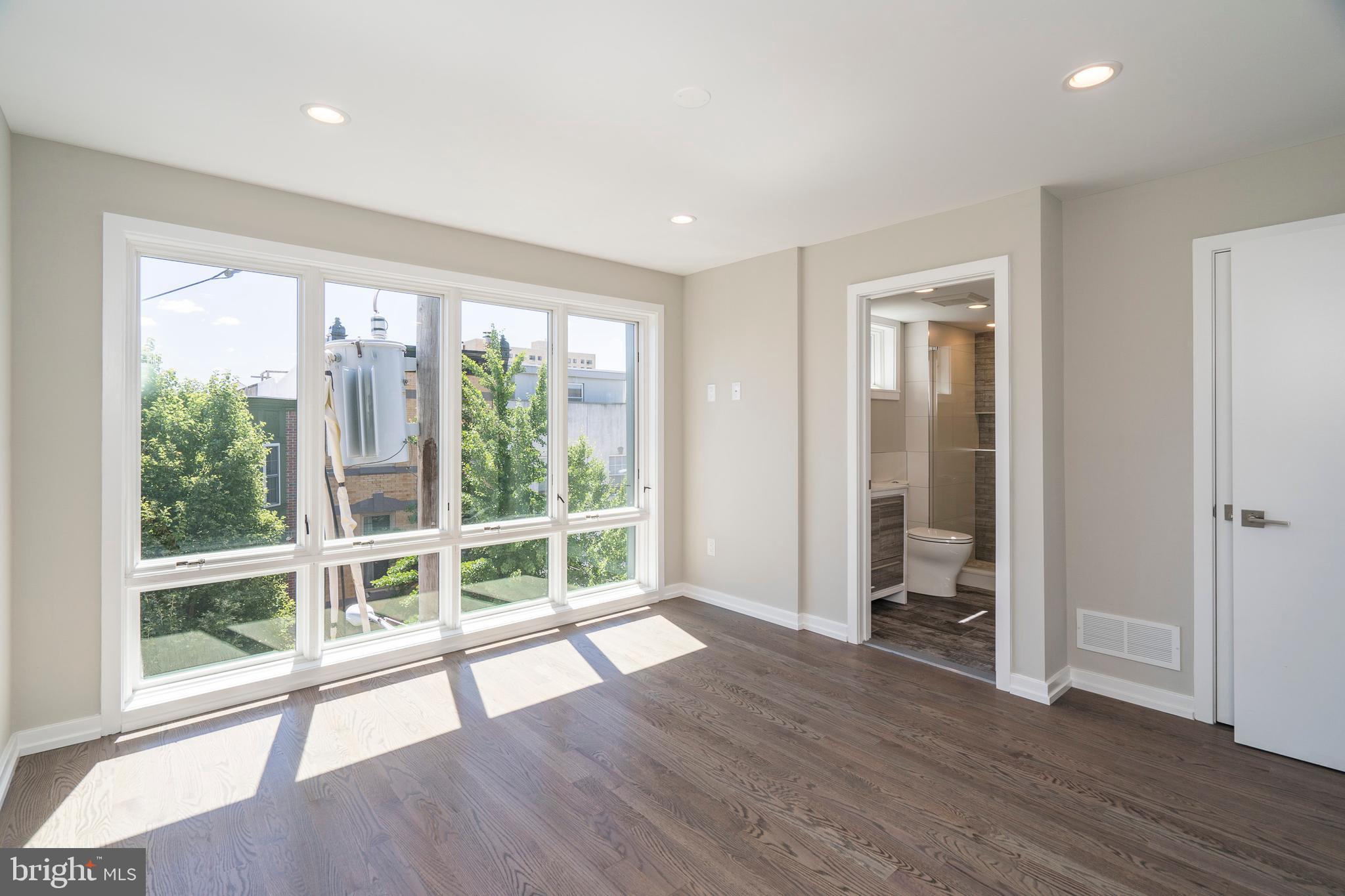 1701 Bainbridge Street, Unit 4 Philadelphia, PA 19146 - Photo 5 of 22