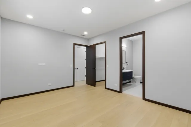 $775,000 | 5830 North Lincoln Avenue, Unit 1S, Chicago, IL 60659