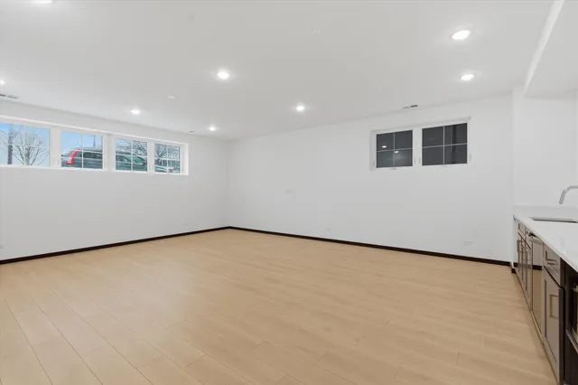 $775,000 | 5830 North Lincoln Avenue, Unit 1S, Chicago, IL 60659