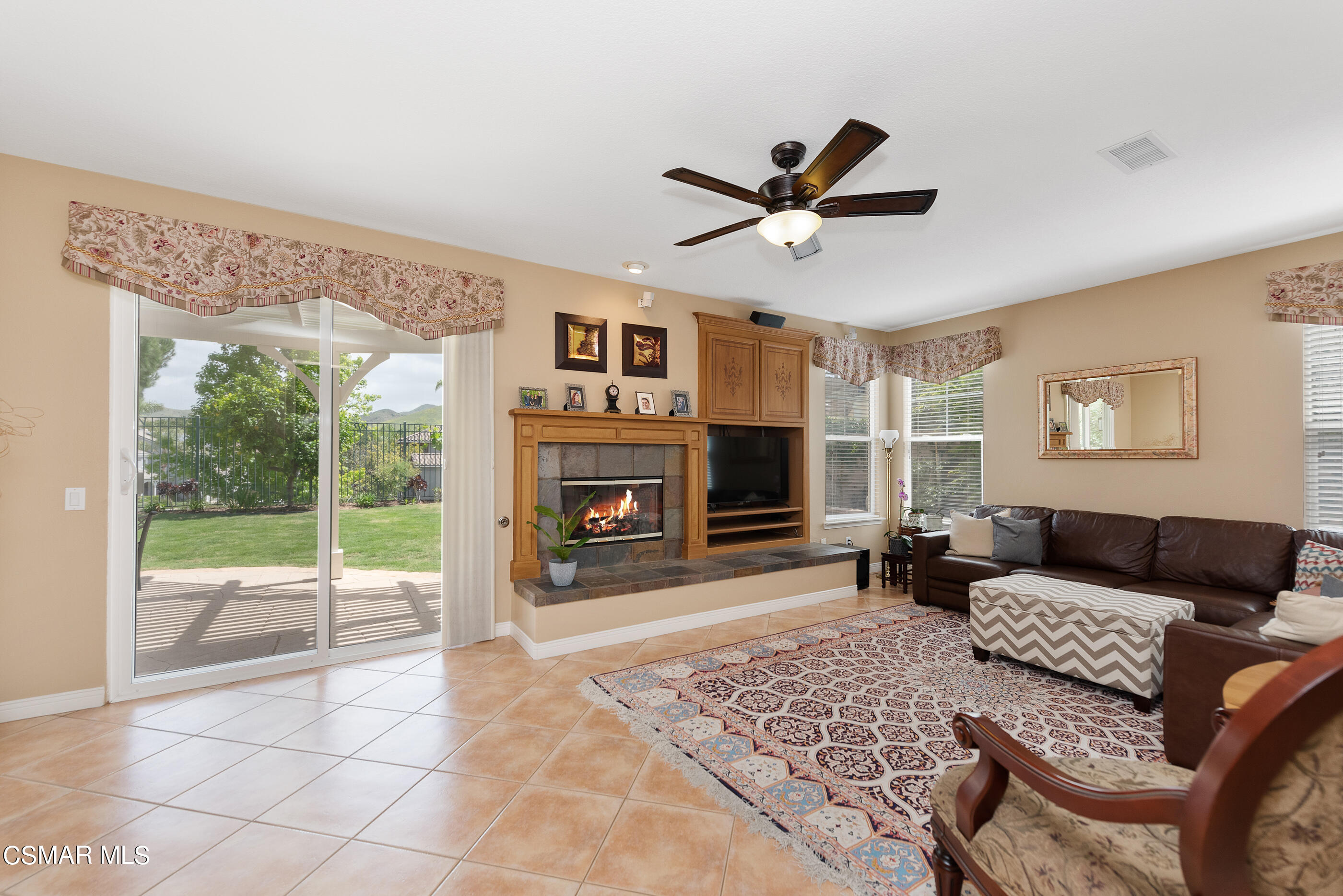 128 Laurel Ridge Drive Simi Valley, CA 93065 - Photo 11 of 66 a living room with furniture and a fireplace