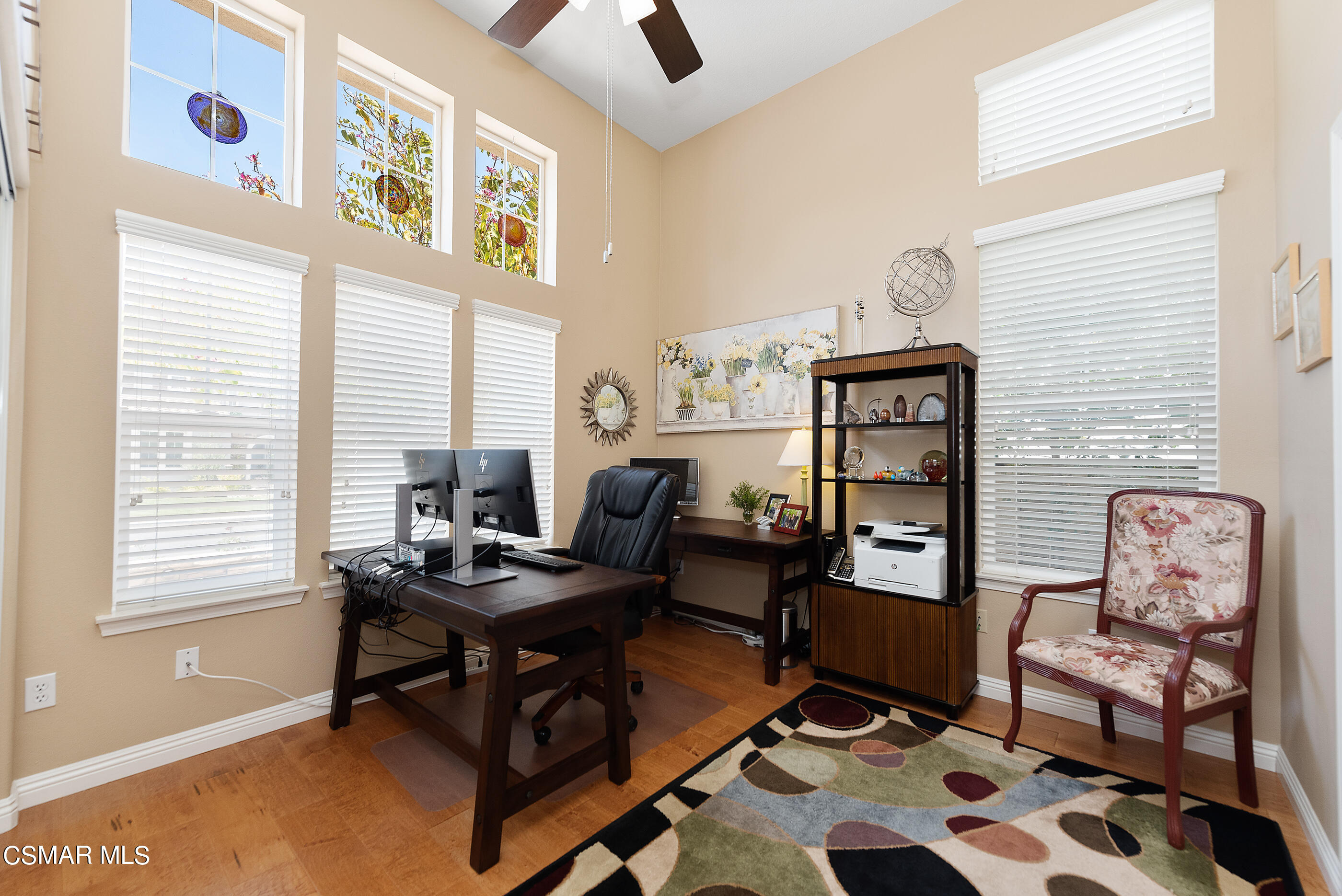 128 Laurel Ridge Drive Simi Valley, CA 93065 - Photo 25 of 66 a living room with furniture and a window