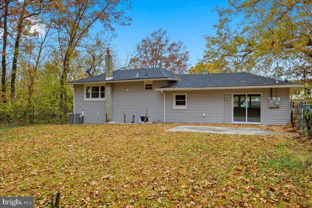 front view of house with a yard