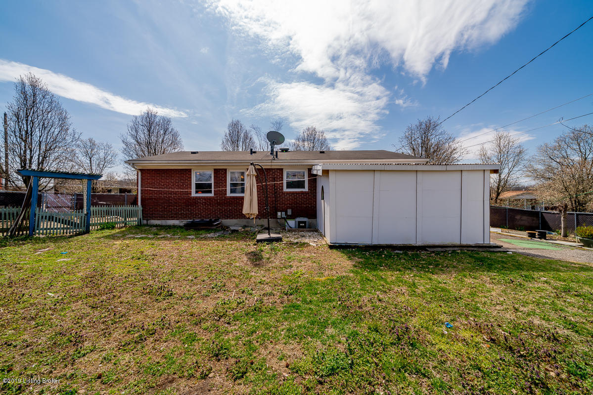 1007 Franelm Road Louisville, KY 40214 - Photo 40 of 43 1007 Franelm Rd L-40