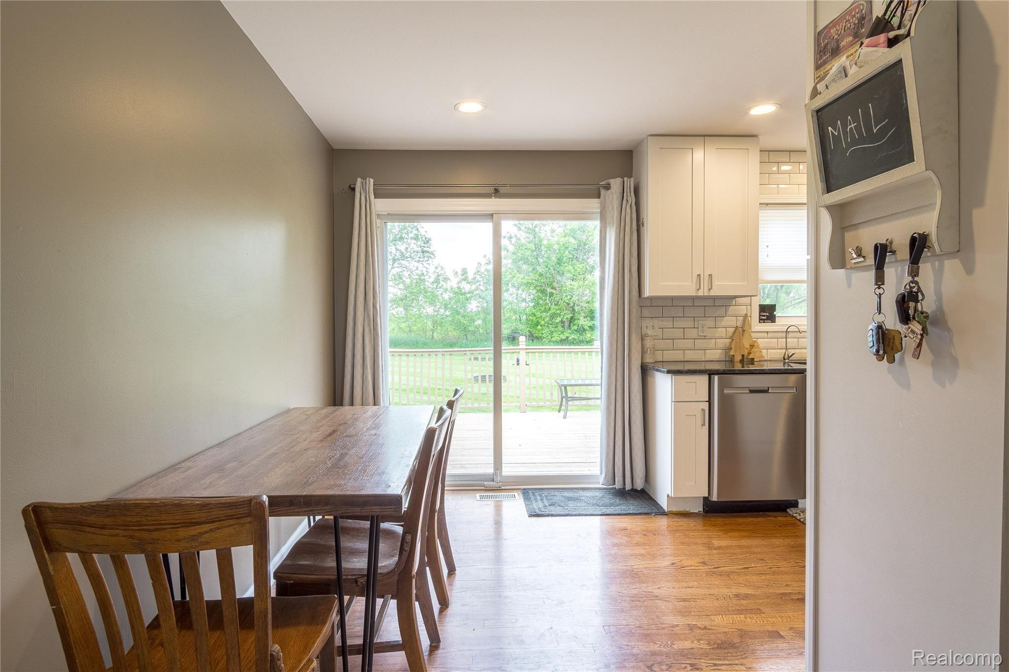 8419 Duffield Road Gaines, MI 48436 - Photo 4 of 21 Interiors (5 of 28).jpg