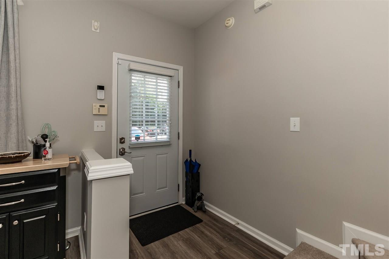 1636 Brook Fern Way Raleigh, NC 27609 - Photo 9 of 30