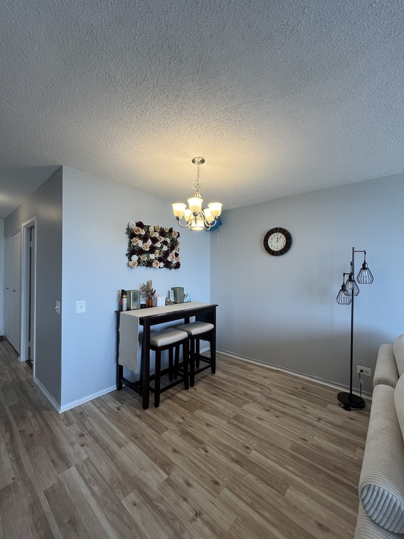 5320 North Sheridan Road, Unit 1210 Chicago, IL 60640 - Photo 6 of 22