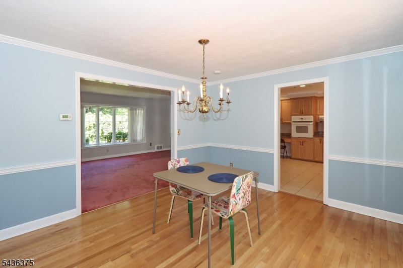 785 Lamberts Mill Road Westfield, NJ 07090 - Photo 11 of 37