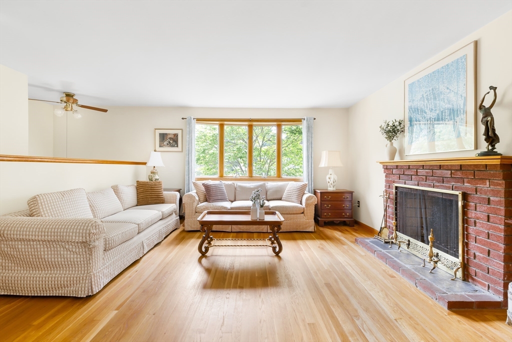 31 Robert Road Holliston, MA 01746 - Photo 2 of 28 Gallery Image 2