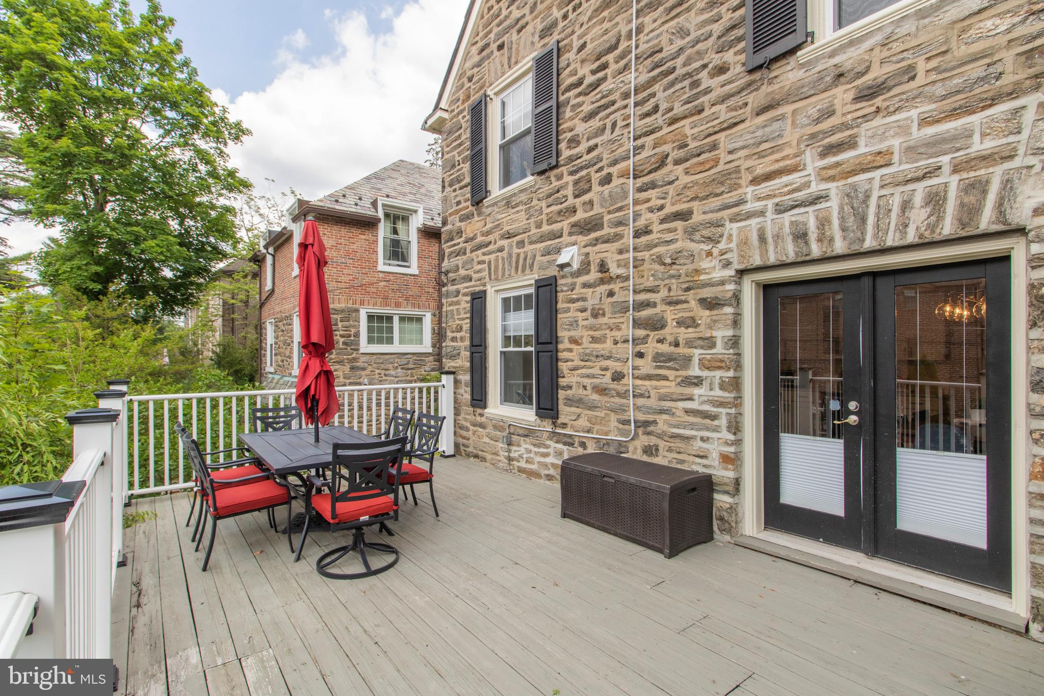 513 Murdoch Road Philadelphia, PA 19119 - Photo 12 of 54