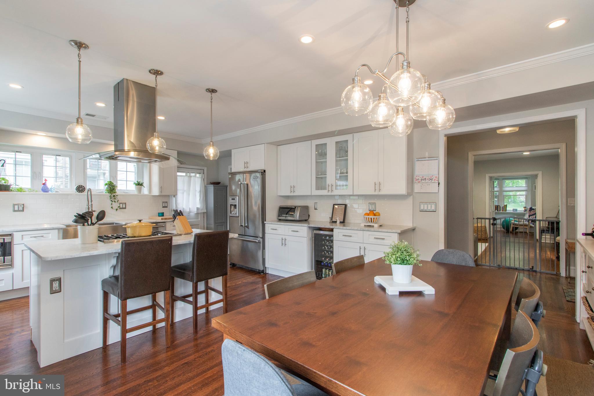 513 Murdoch Road Philadelphia, PA 19119 - Photo 5 of 54