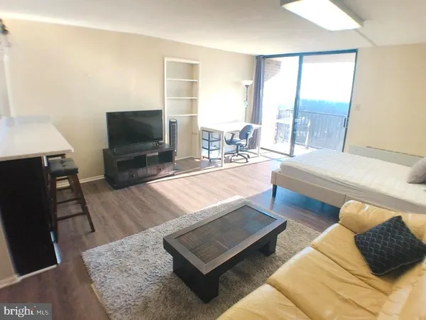 $1,750 | 118 Monroe Street, Unit 1311, Rockville, MD 20850