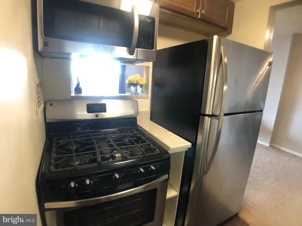 $1,750 | 118 Monroe Street, Unit 1311, Rockville, MD 20850