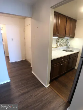 $1,750 | 118 Monroe Street, Unit 1311, Rockville, MD 20850