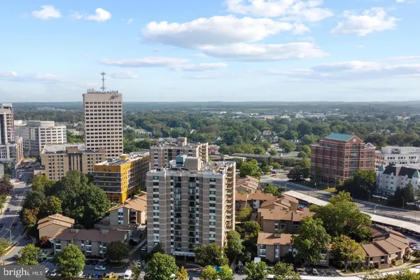 $1,750 | 118 Monroe Street, Unit 1311, Rockville, MD 20850