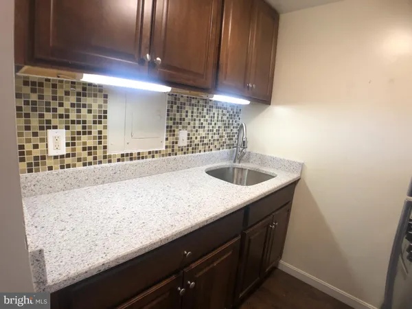 $1,750 | 118 Monroe Street, Unit 1311, Rockville, MD 20850