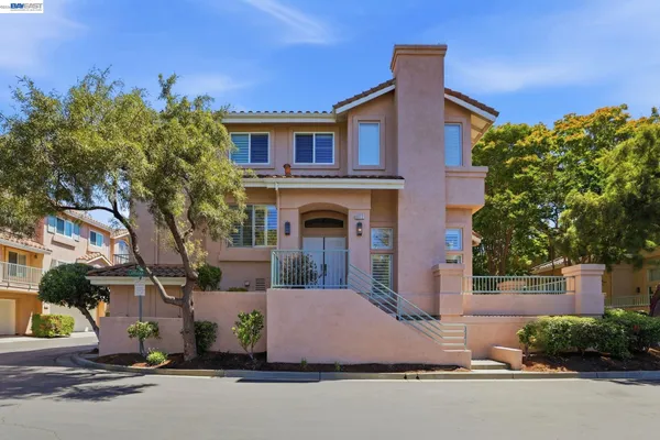 $1,298,000 | 6072 Nice Court, Unit 62, Fremont, CA 94555