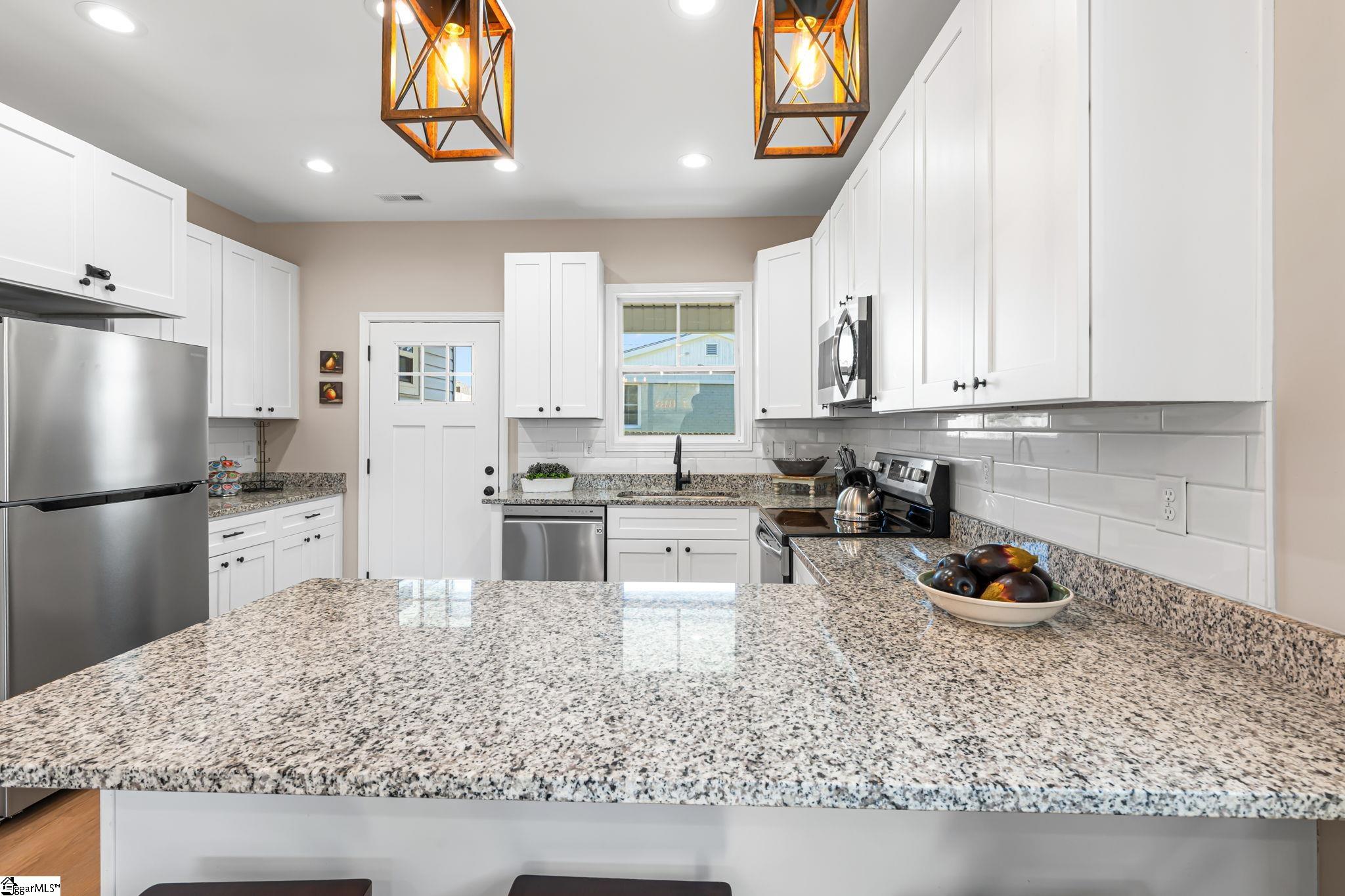 13 Bigby Street Greenville, SC 29607 - Photo 15 of 34