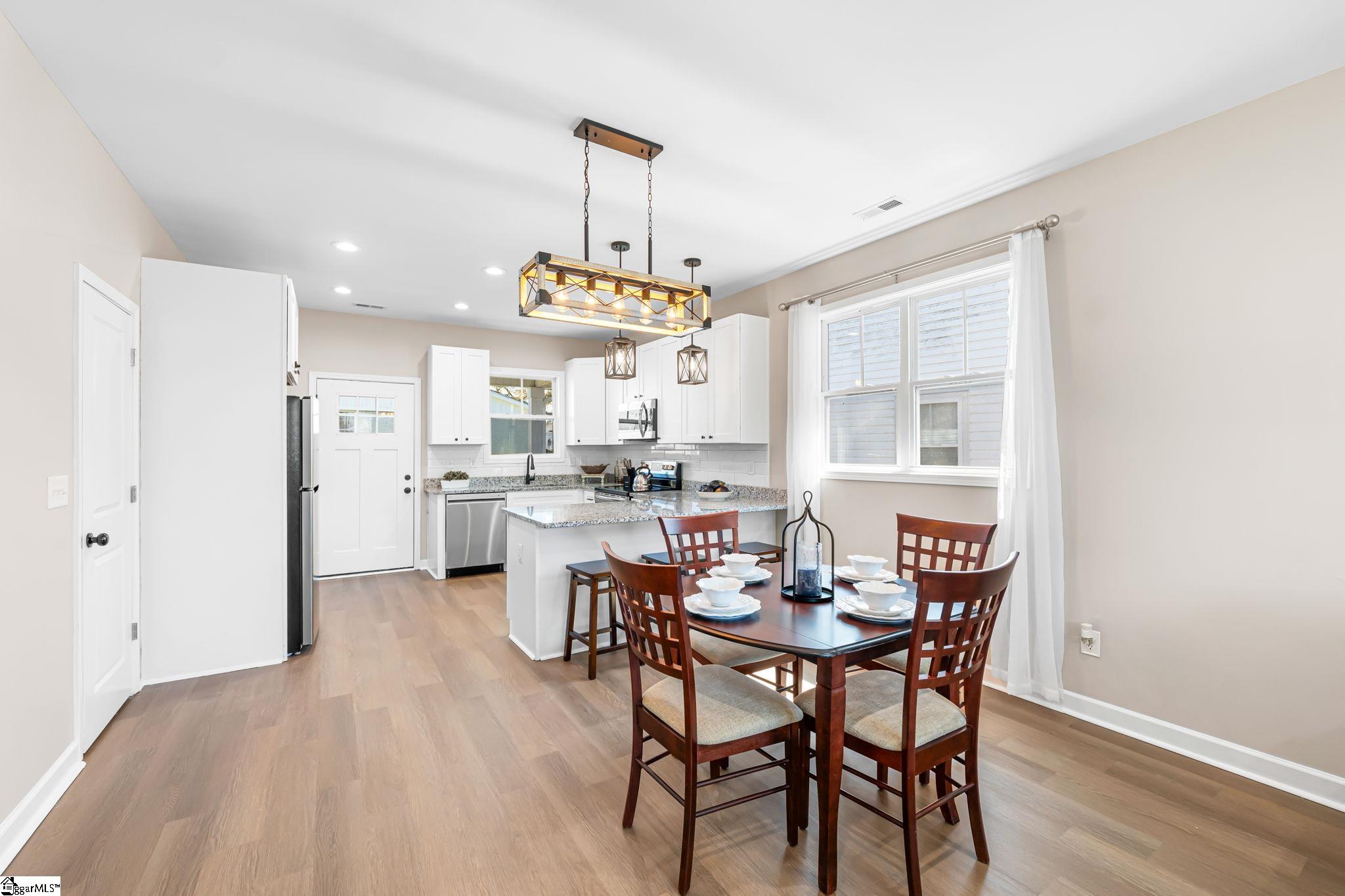 13 Bigby Street Greenville, SC 29607 - Photo 10 of 34