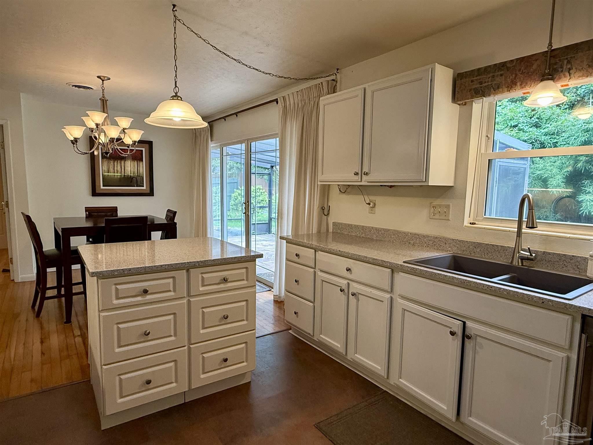 111 Euclid Road Pensacola, FL 32503 - Photo 31 of 71