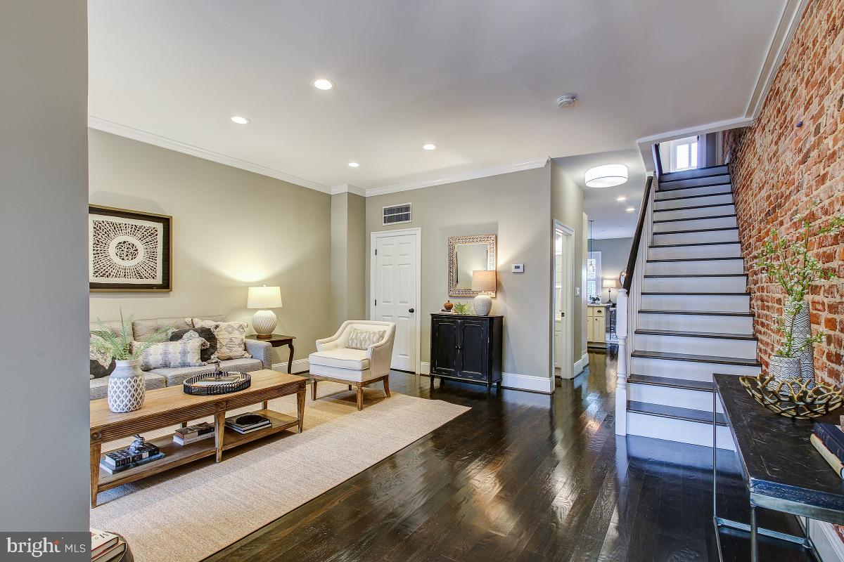 720 6th Street Northeast Washington, DC 20002 - Photo 5 of 46 Gallery Image 5