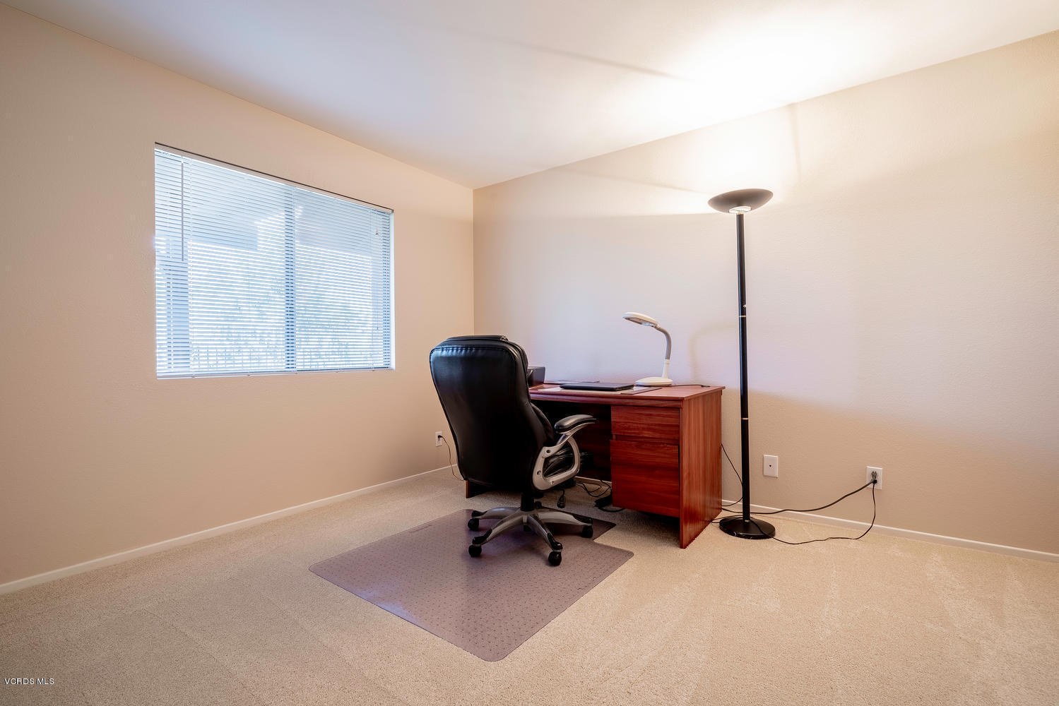13762 Gunsmoke Road Moorpark, CA 93021 - Photo 18 of 36 a view of a workspace with furniture