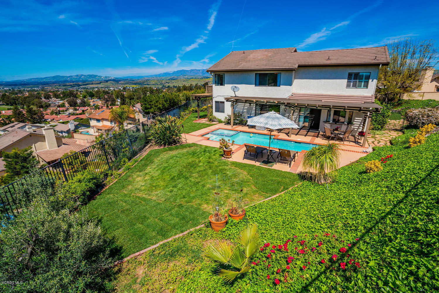 13762 Gunsmoke Road Moorpark, CA 93021 - Photo 5 of 36 an outdoor view of swimming pool with seating