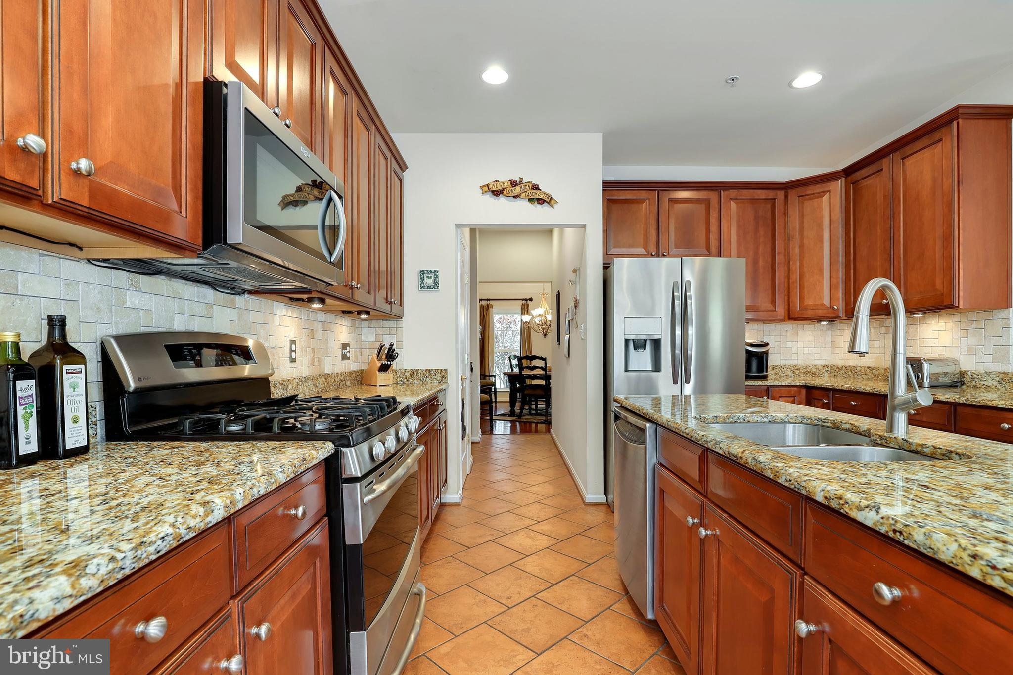 23906 Grapevine Ridge Terrace Clarksburg, MD 20871 - Photo 11 of 45 Gallery Image 11