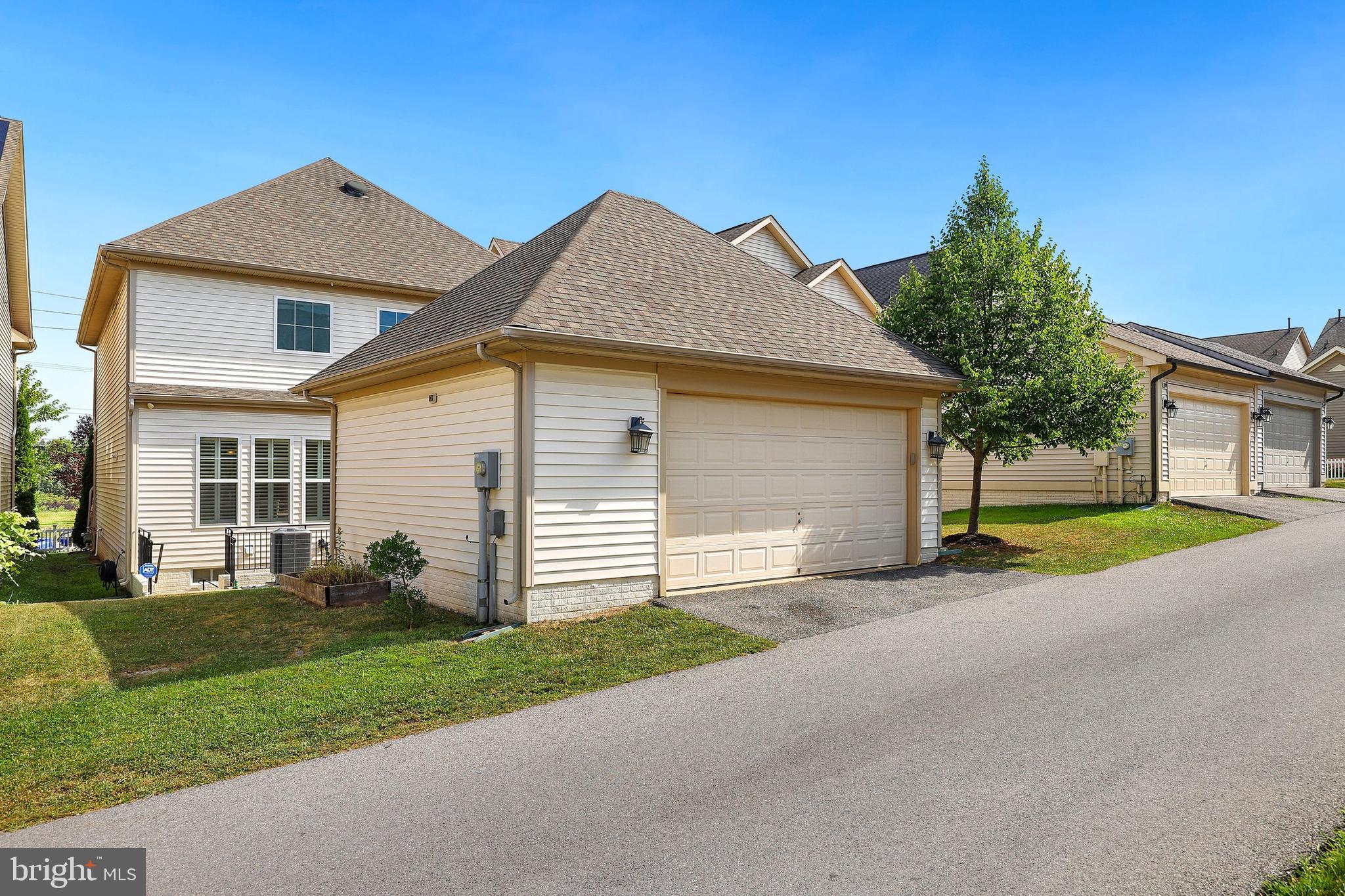 23906 Grapevine Ridge Terrace Clarksburg, MD 20871 - Photo 42 of 45 Gallery Image 42
