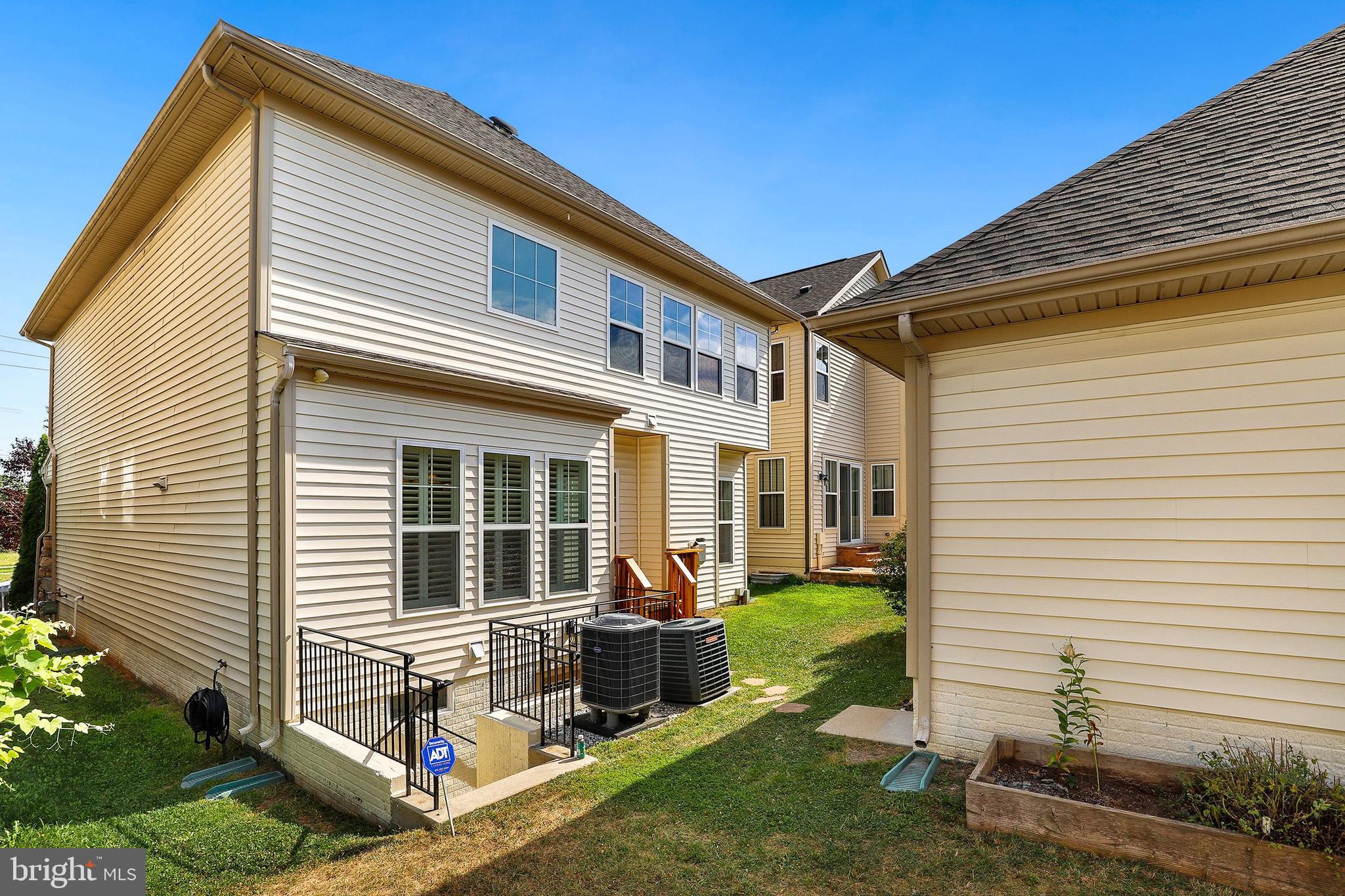 23906 Grapevine Ridge Terrace Clarksburg, MD 20871 - Photo 44 of 45 Gallery Image 44