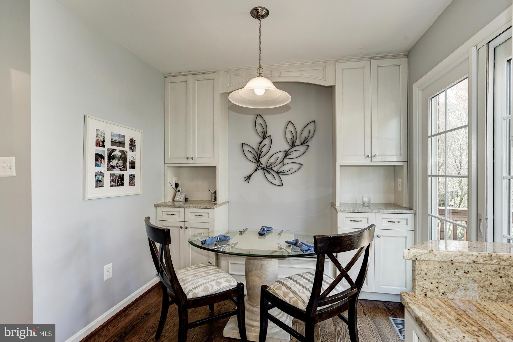 1170 Colonial Road McLean, VA 22101 - Photo 11 of 29 Kitchen