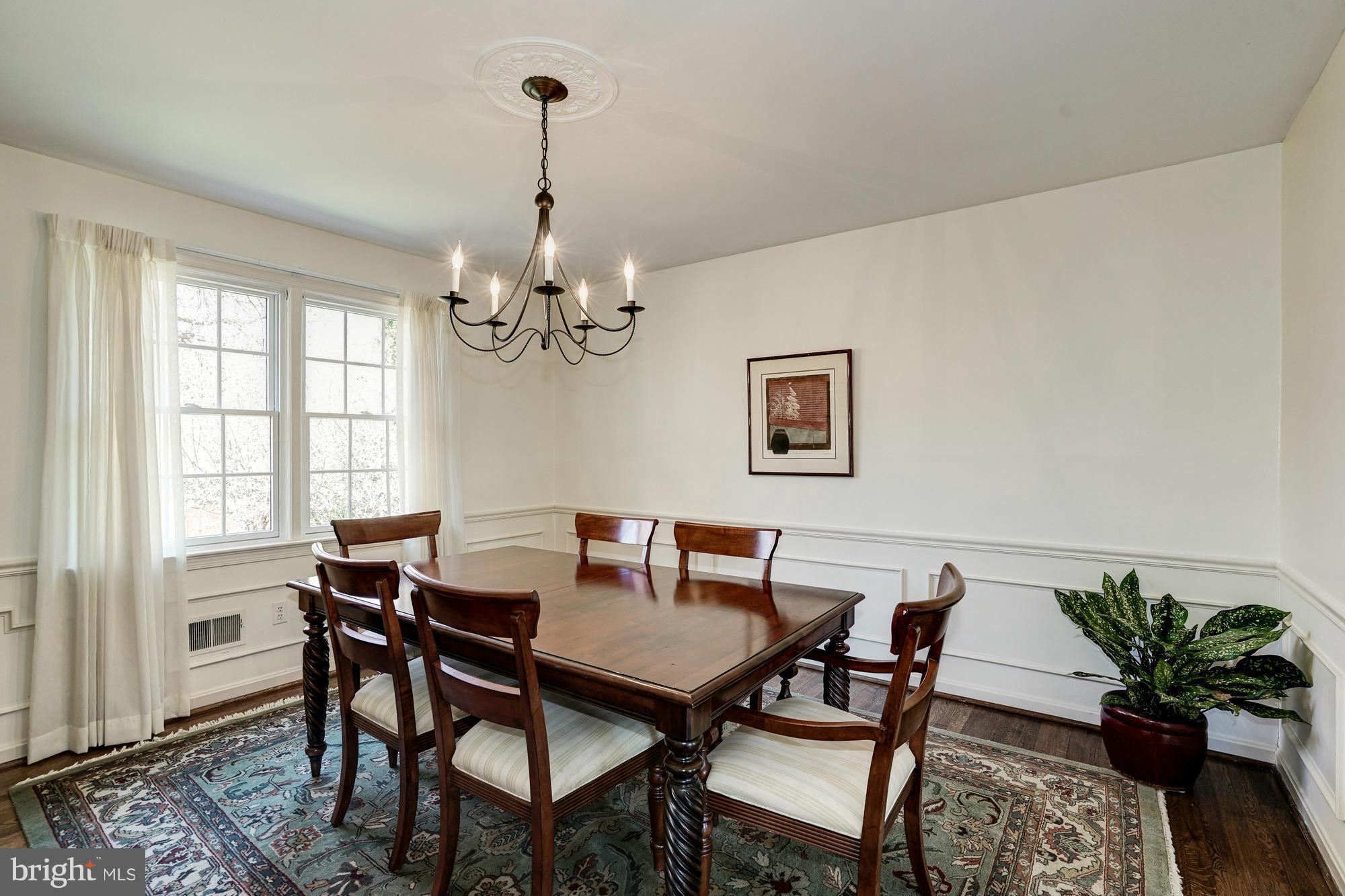 1170 Colonial Road McLean, VA 22101 - Photo 6 of 29 Dining Room
