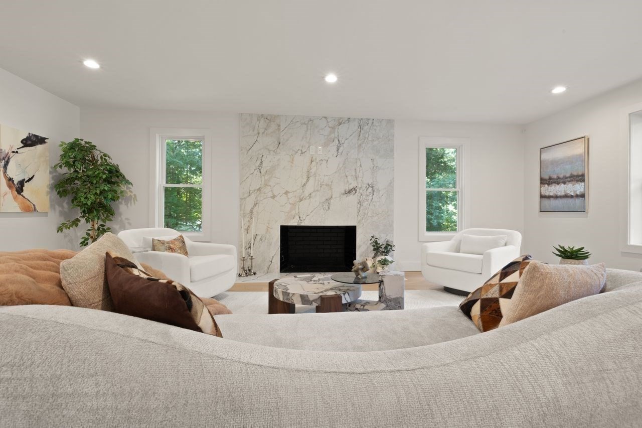 16 Weathervane Road Canton, MA 02021 - Photo 7 of 42 Gallery Image 7