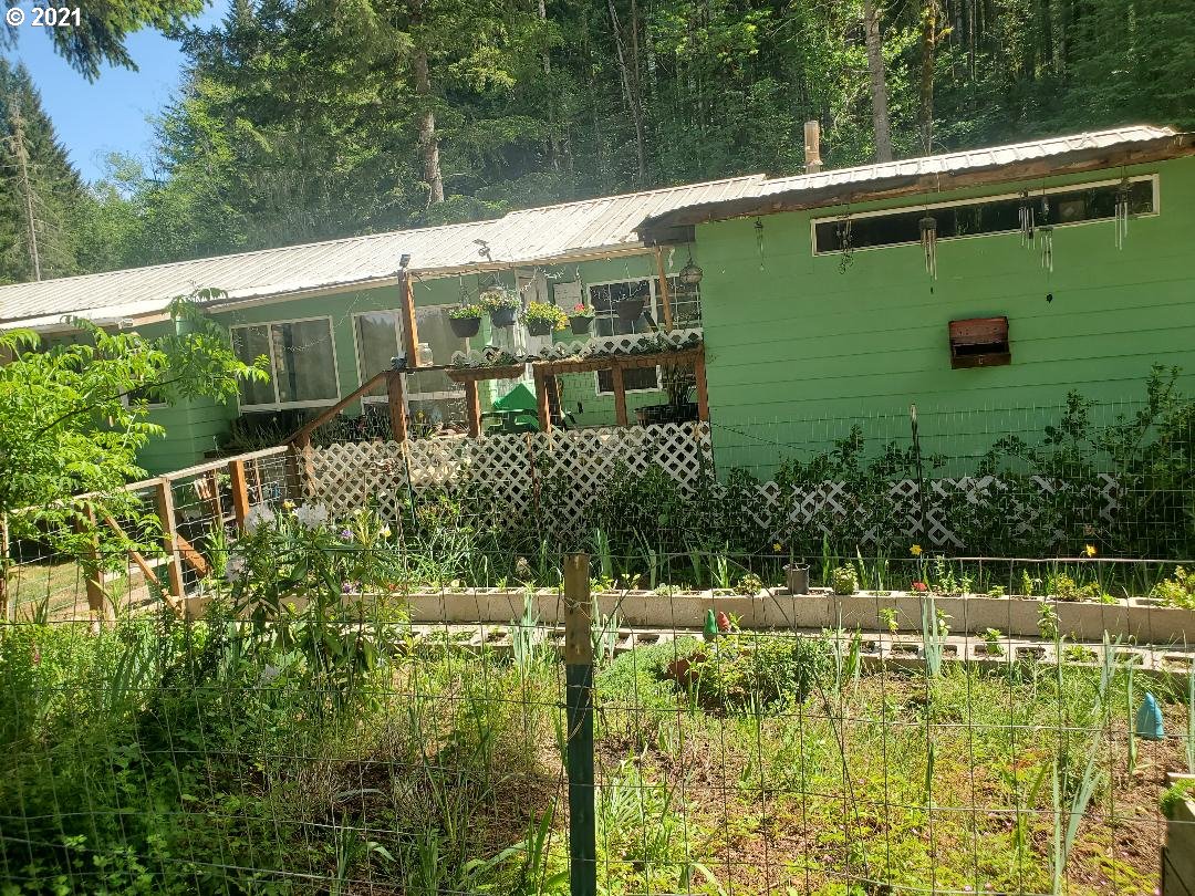 79311 Letz Creek Road Lorane, OR 97451 - Photo 2 of 24 Gallery Image 2