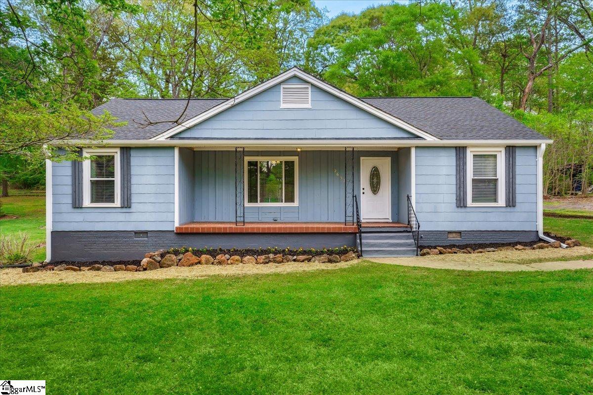 2637 John Dodd Road Wellford, SC 29385 - Photo 1 of 32 Gallery Image 1