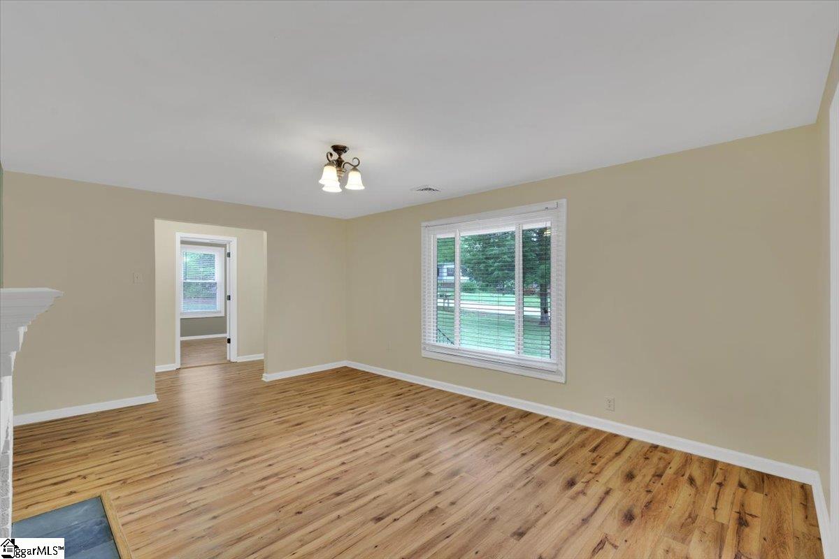 2637 John Dodd Road Wellford, SC 29385 - Photo 11 of 32 Gallery Image 11