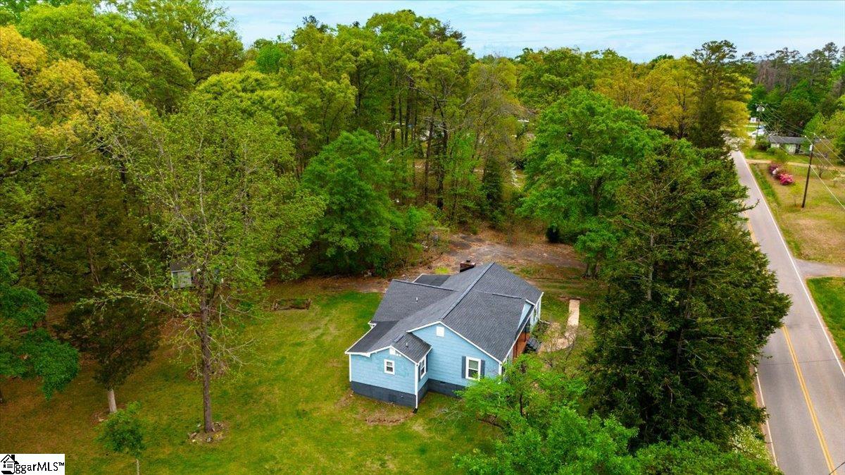 2637 John Dodd Road Wellford, SC 29385 - Photo 5 of 32 Gallery Image 5