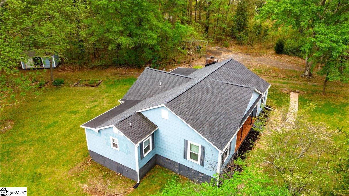 2637 John Dodd Road Wellford, SC 29385 - Photo 6 of 32 Gallery Image 6